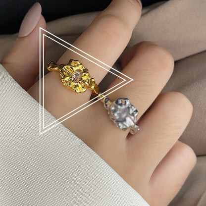 Geometric Round Dots Ring